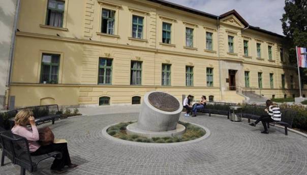 Pacijent prešutio zarazu korona virusom, 12 zdravstvenih radnika u samoizolaciji