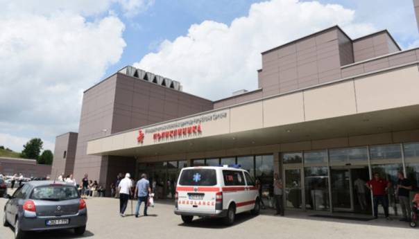 Pacijentu koji je zaražen koronavirusom uspješno operisano slijepo crijevo