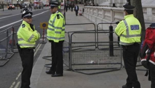Paket u Londonu proglašen bezbjednim