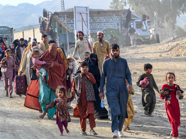 Pakistan deportovao Afganistance koji čekaju na preseljenje u SAD