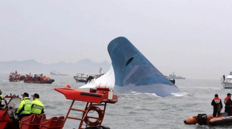 Pakistan - U prevrtanju brodice na jezeru poginulo 49 djece