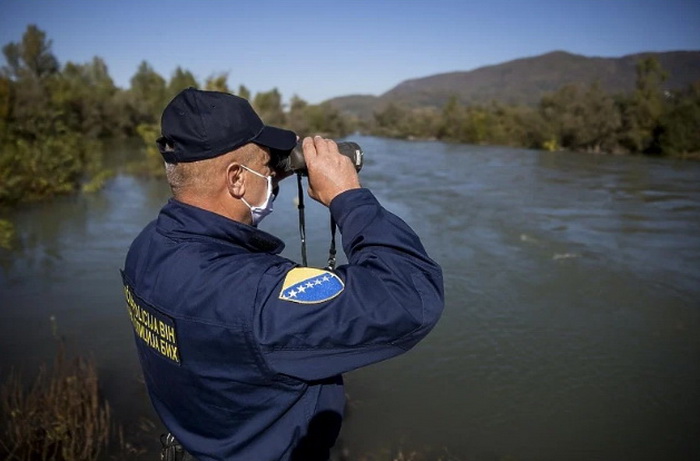 Pakistanac čamcem preko Drine prevozio migrante iz Srbije u BiH