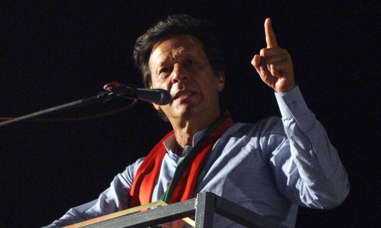 Pakistanski parlament izglasao povjerenje premijeru Imranu Khanu