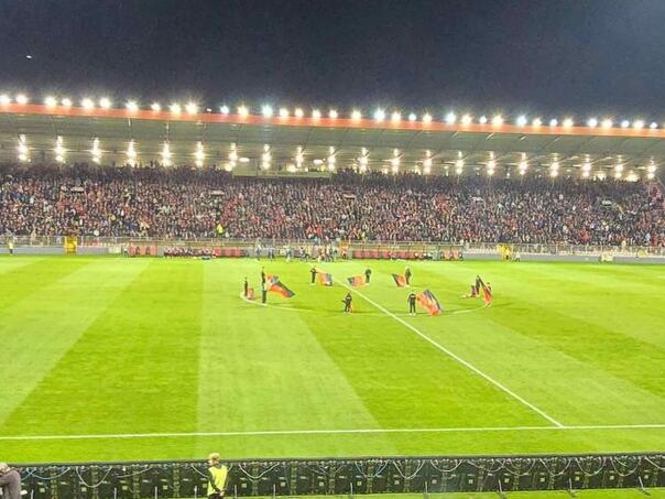 Paklena atmosfera u Zenici: Pune tribine Bilinog polja gledaju derbi Čelika i Sarajeva