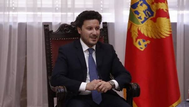 Pala Vlada Crne Gore: Protiv Abazovića 50 zastupnika