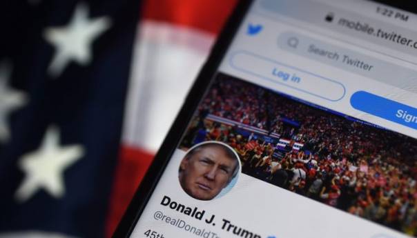 Pala vrijednost dionica Twittera nakon što je ukinut Trumpov profil