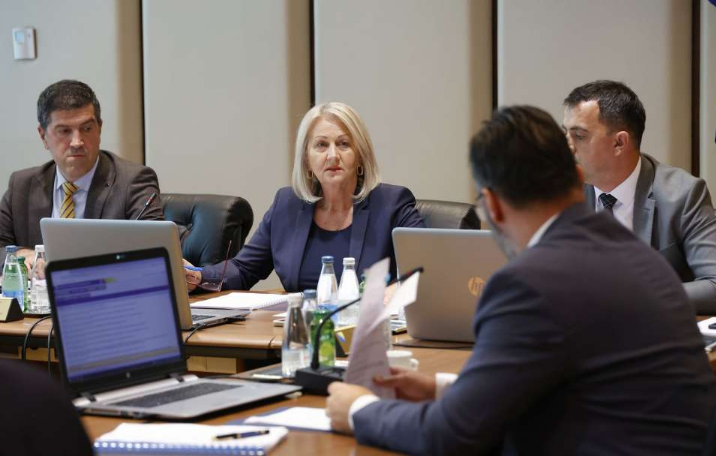 Pale Web stranice Vijeća ministara i devet državnih ministarstava