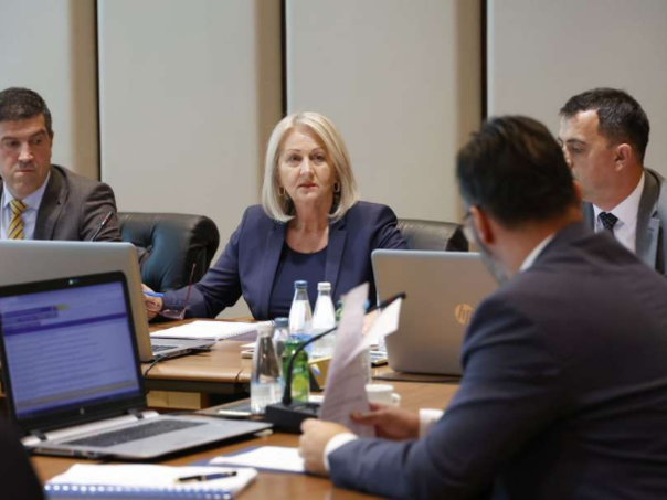 Pale Web stranice Vijeća ministara i devet državnih ministarstava