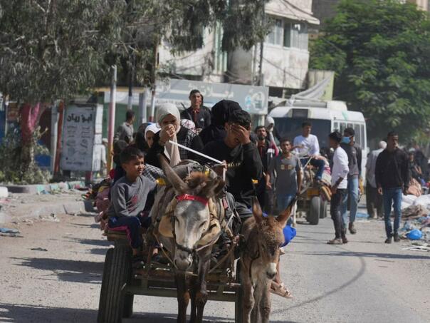 Palestinci krenuli prema jugu, Izrael im dao rok prije kopnene ofanzive