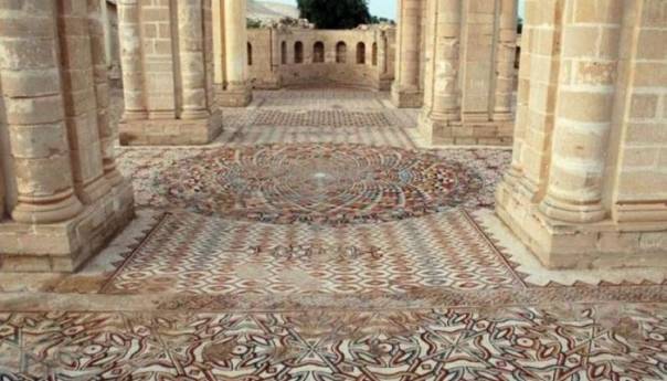 Palestinci otkrili veliki mozaik prastarog pustinjskog dvorca na Zapadnoj obali