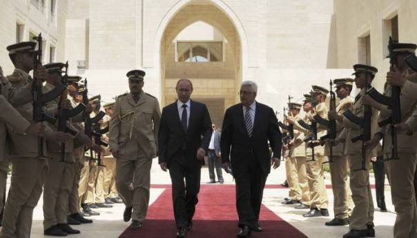 Palestinskom vojniku spala kapa sa glave, pogledajte Putinovu reakciju