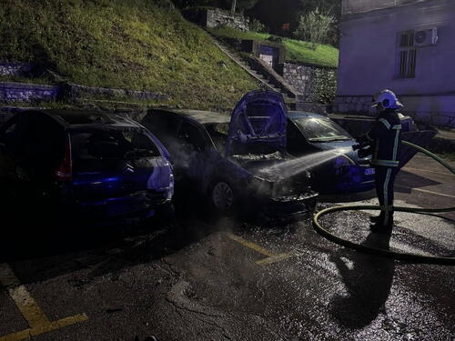 Paljenje automobila u Mostaru dobija epilog: Privedena još jedna osoba