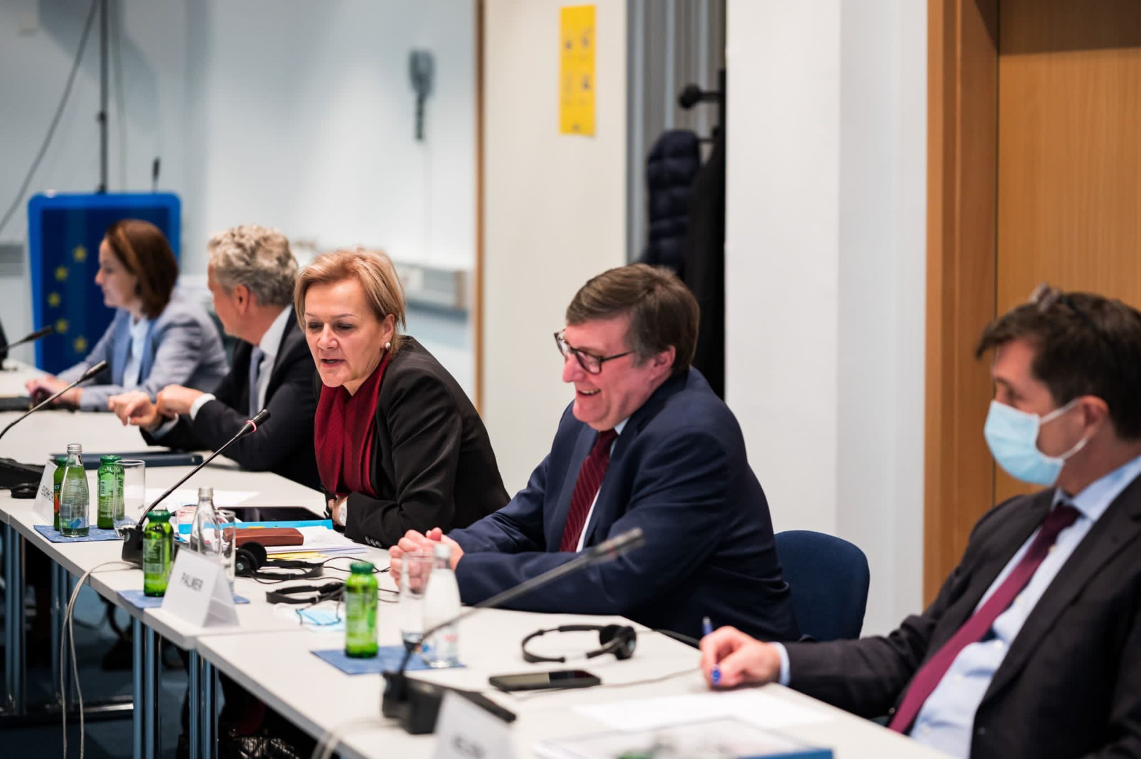 Palmer i Eichhorst: Krađa glasova i manipulacija moraju prestati