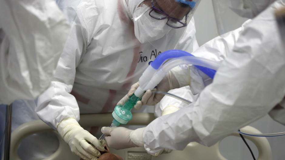 Panamski liječnici na svinjama isprobavaju novi model respiratora