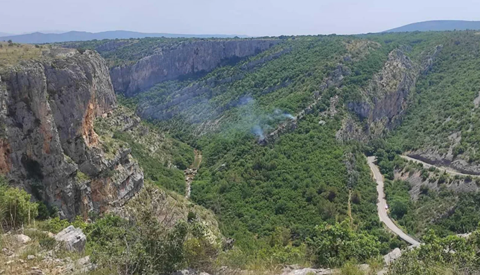 Pao mađarski vojni helikopter kod Drniša, nađena dva tijela