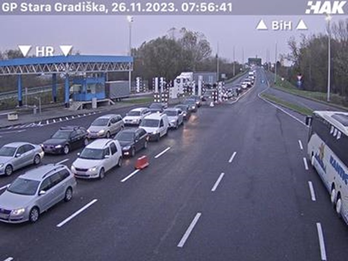Pao sistem u Hrvatskoj: Velike gužve na granici s BiH