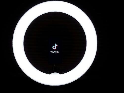 Pao TikTok, korisnici širom svijeta prijavljuju probleme