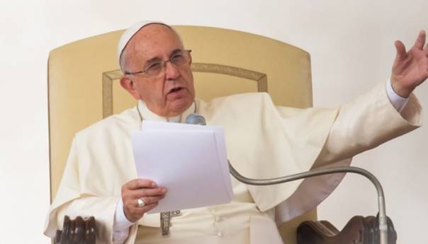 Papa apelovao na Iračane da poštuju vjerske manjine