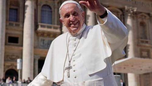 Papa će predvoditi ponoćku ranije zbog policijskog sata