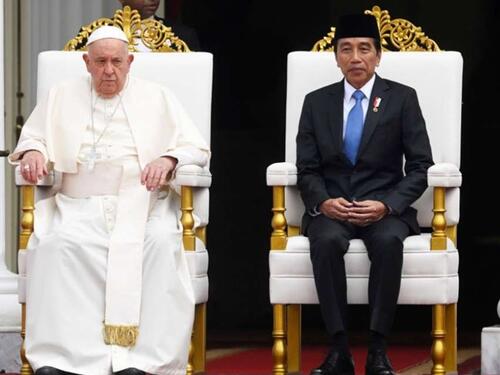 Papa Franjo apelovao na vjersko jedinstvo kako bi se suprostavili ekstremizmu