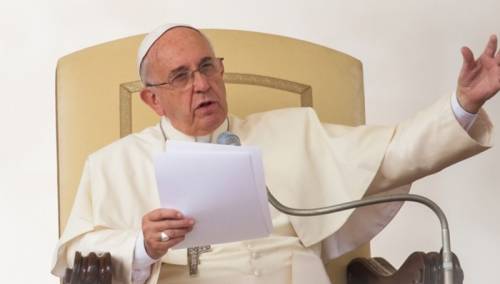 Papa Franjo: Molim za žrtve potresa u Hrvatskoj