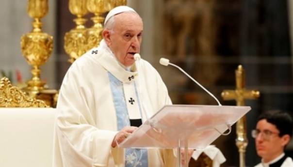 Papa Franjo: Vlade moraju osigurati primjerenu zdravstvenu zaštitu