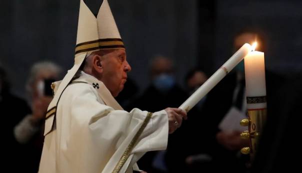 Papa Franjo vodio uskrsnu misu