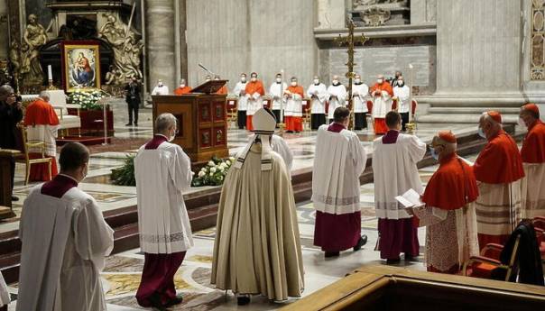 Papa imenovao 13 novih kardinala, među kojima je prvi put i Afroamerikanac