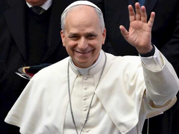 Papa Lav odbio prijedlog da se napravi "papa na umjetnoj inteligenciji"