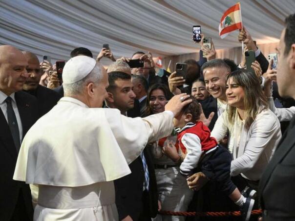 Papa Lav pozvao na hitni mir u Libanu