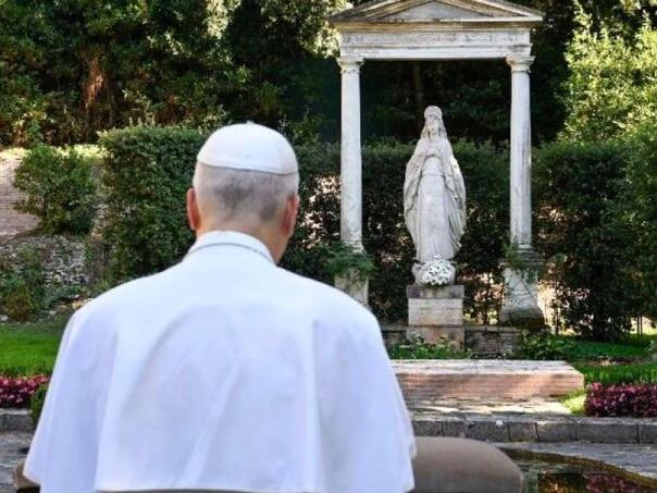Papa Lav XIV: Rat ostavlja rane daleko izvan bojnog polja
