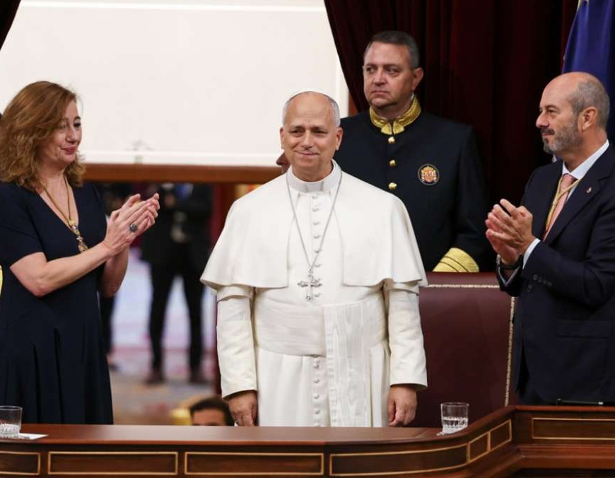 Papa Lav XIV upozorio protiv upotrebe vještačke in