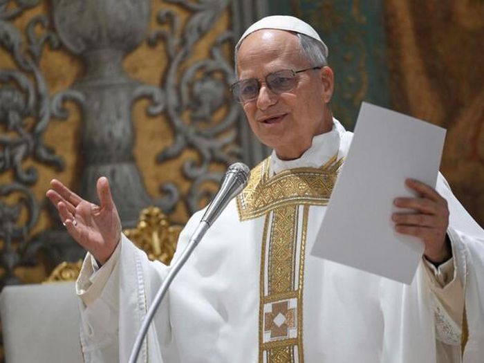 Papa Lav: Žao mi je što je svijet u plamenu