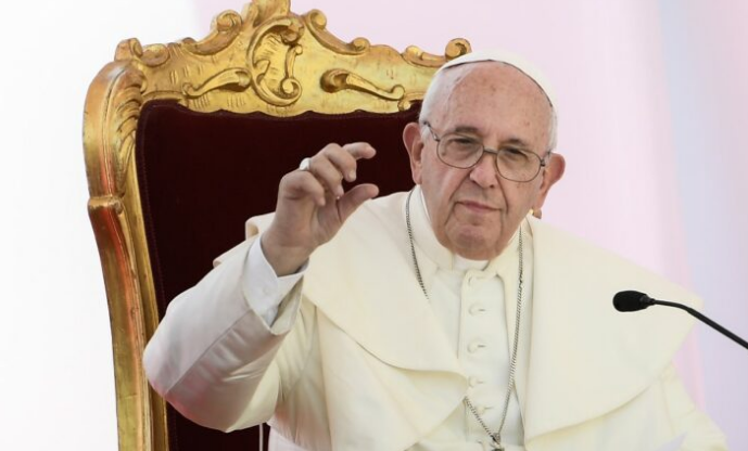 Papa: Molim Putina da zaustavi spiralu nasilja i smrti, a Zelenskog da pregovara