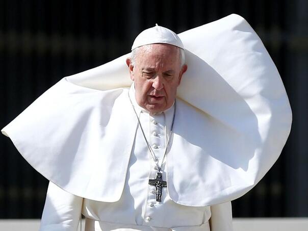 Papa odobrio davanje blagoslova istospolnim parovima, osim u jednom slučaju