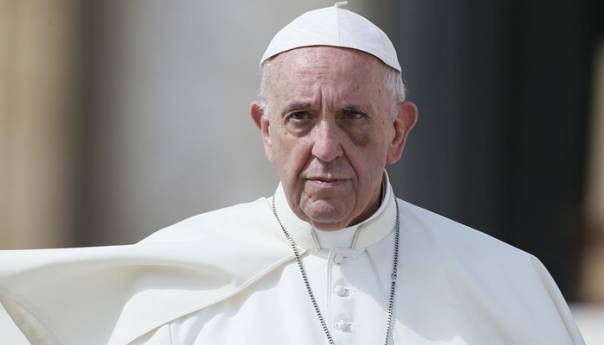 Papa otkazao pojavljivanja u javnosti