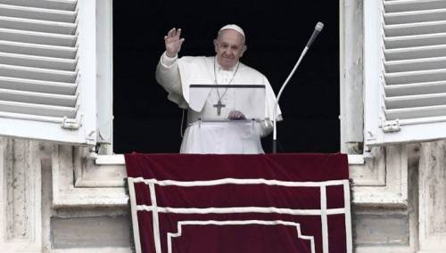 Papa s kršćanima zajedno u molitvi protiv korona virusa