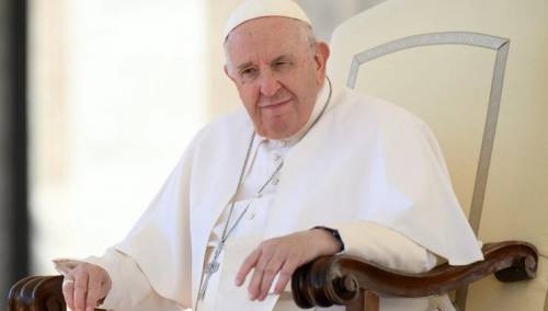 Papa uputio kritike na račun UN-a zbog pandemije i Ukrajine