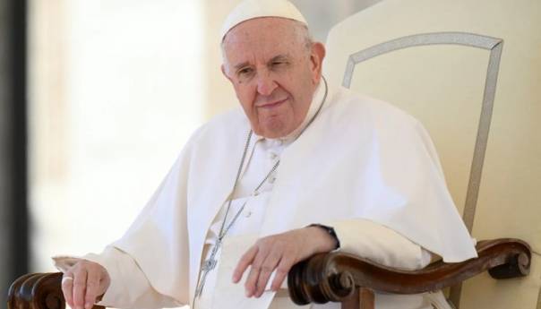 Papa uputio kritike na račun UN-a zbog pandemije i Ukrajine