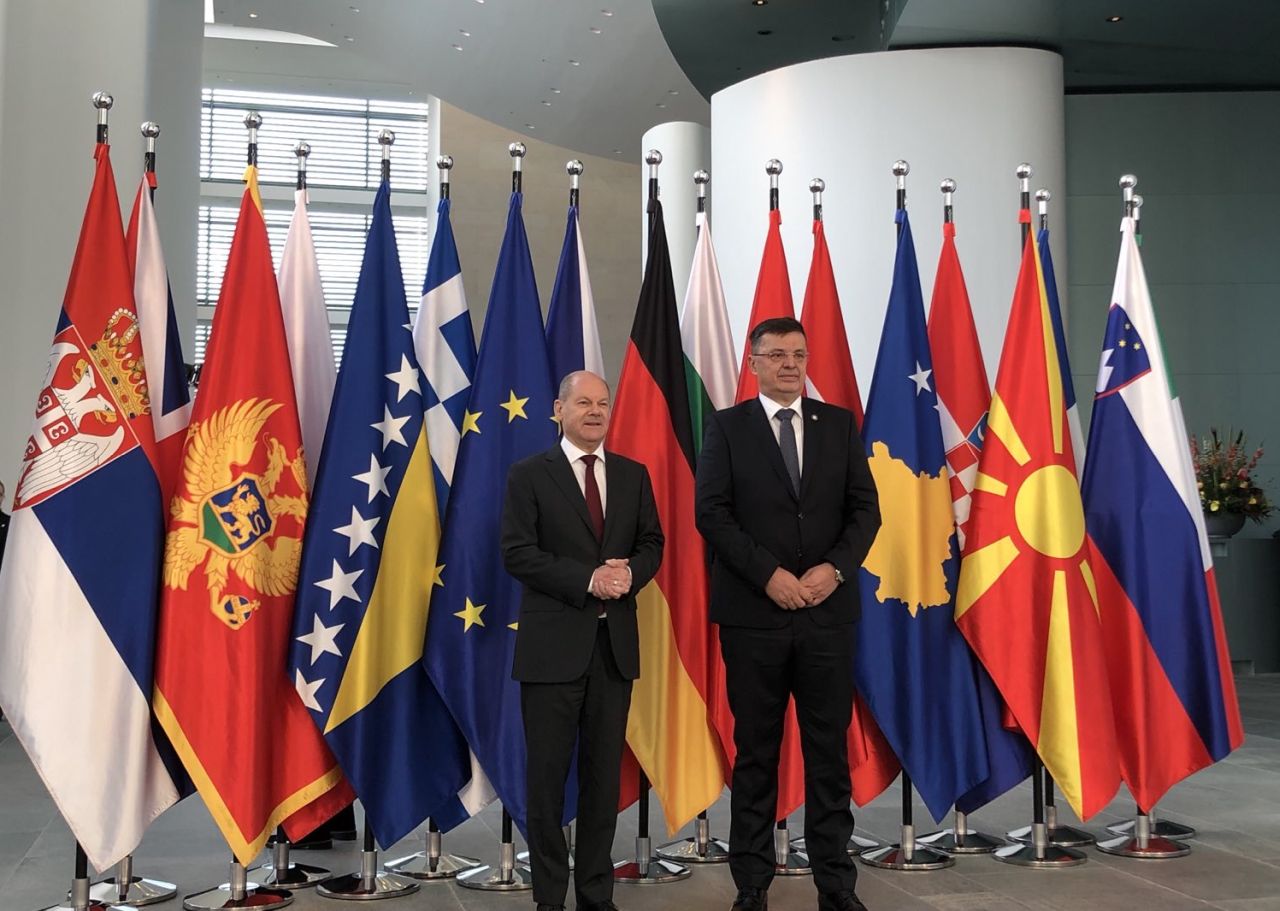 Parafirana tri sporazuma o slobodnom protoku ljudi