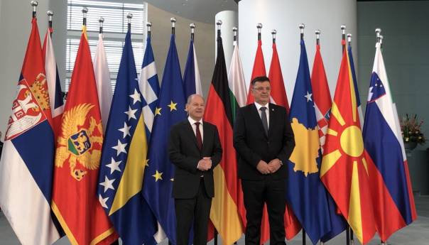 Parafirana tri sporazuma o slobodnom protoku ljudi