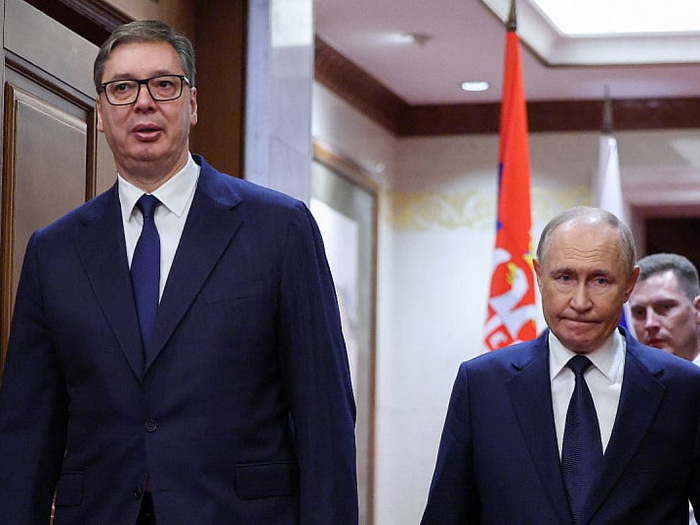 Paravojni kampovi, svinjske glave i Vučićeve igre: Destabilizacija Evrope ide preko Beograda?