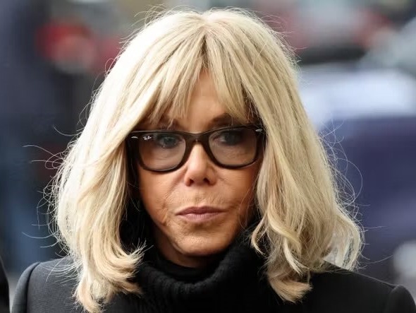 Pariški sud odlučuje o online uznemiravanju Brigitte Macron