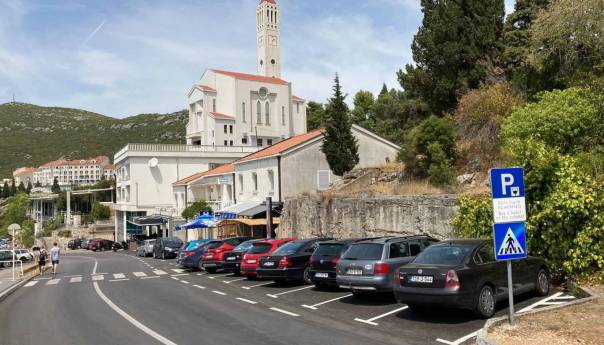 Parking u Neumu: Zašto je tuđe uvijek bolje