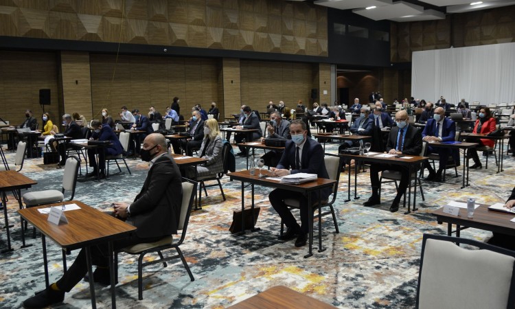 Parlament FBiH traži negativan PCR test za ulazak u BiH