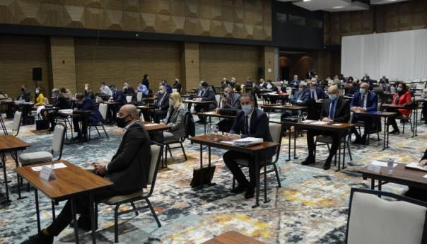 Parlament FBiH traži negativan PCR test za ulazak u BiH