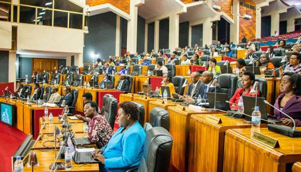 Parlament Ruande odbacio nacrt zakona o besplatnim kontraceptivima za 15-godišnjakinje