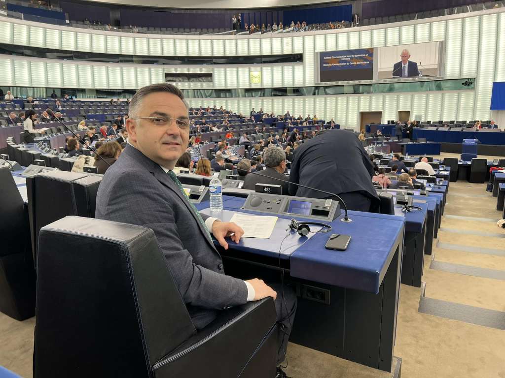 Parlamentarna skupština razmatra zahtjev za prijem Kosova u VE
