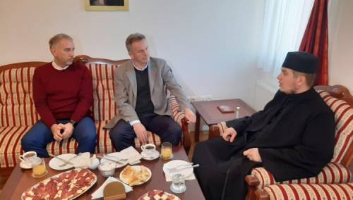 Paroh Milinović: Pokažimo jedni drugima ljubav i poštovanje