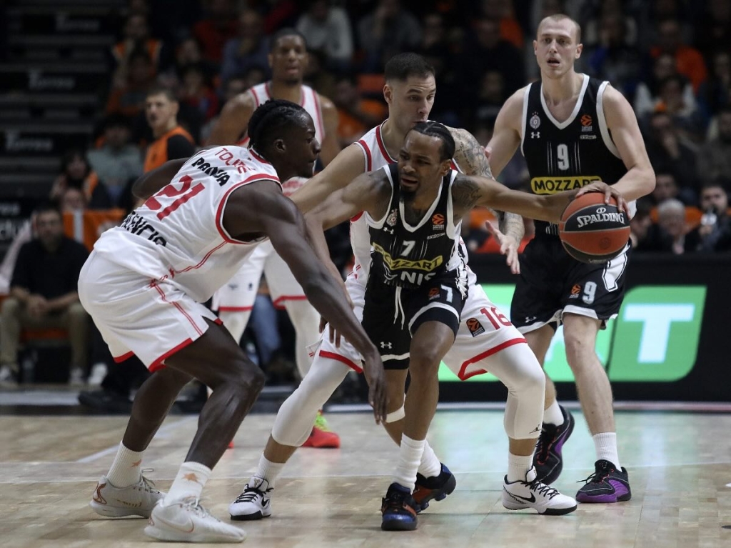 Partizan u Valenciji stigao do pete uzastopne pobjede u Euroligi